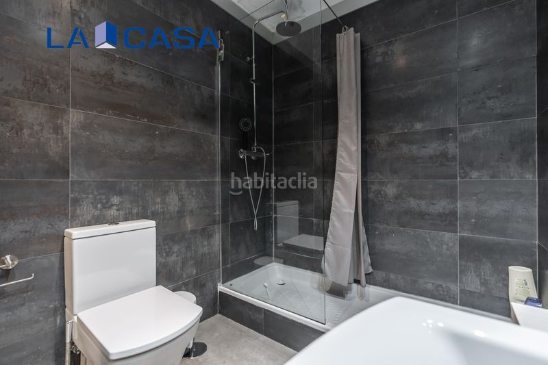 Foto 852c28cd-3bfc-4034-a448-995fb256e851. Dúplex amb calefacció a Acacias Madrid