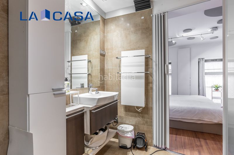 Foto be69a8d8-85db-4c76-b4c3-08a5672a5562. Dúplex amb calefacció a Acacias Madrid