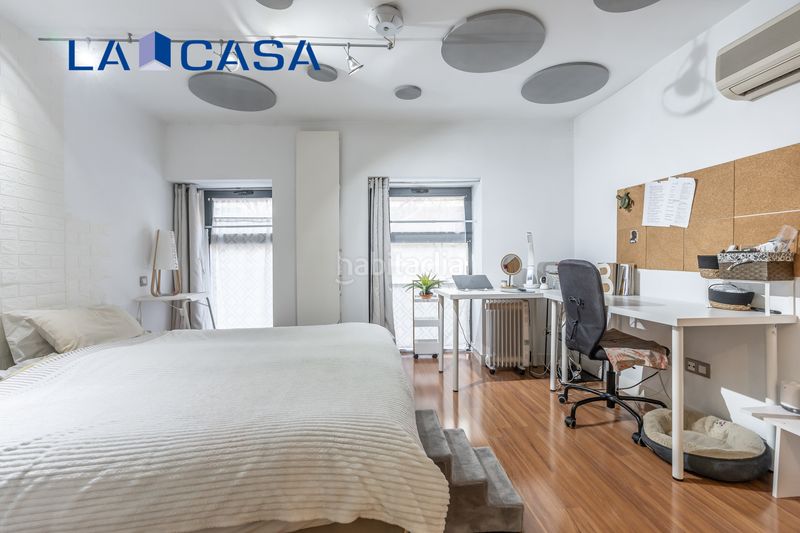 Foto c39efe9b-763a-4787-aaf3-4c1e932f6e94. Dúplex amb calefacció a Acacias Madrid