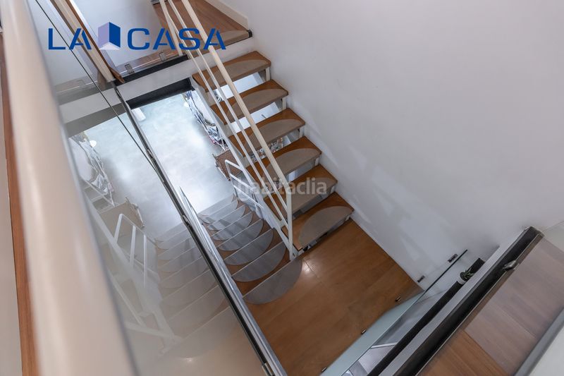 Foto d4a6b02a-322d-419a-9fe3-0f6815e37b33. Dúplex amb calefacció a Acacias Madrid