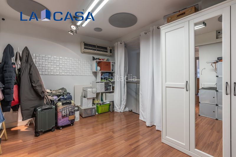 Foto e32f57b6-cbdd-4135-82f0-bfb0ed10d1ce. Dúplex amb calefacció a Acacias Madrid