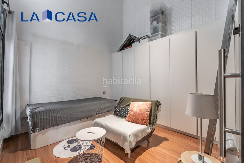 Foto e9a58ea7-3a05-488d-91a1-a36c4a4fa08c. Dúplex amb calefacció a Acacias Madrid