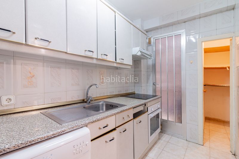 Foto 0c740f36-ecb1-447d-8658-41adc84e3f1d. Pis amb calefacció a Comillas Madrid