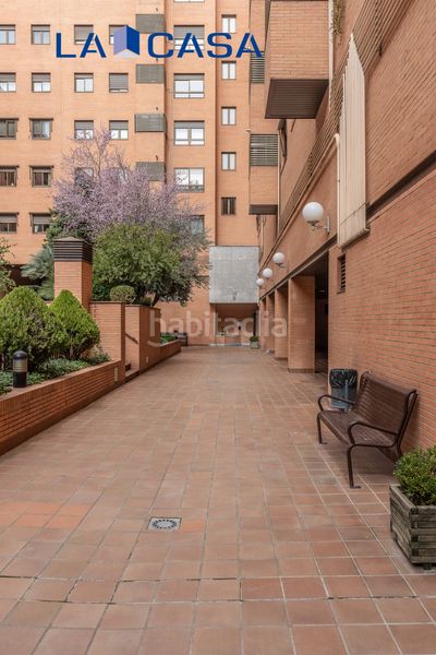 Foto bee0a795-5d12-42e9-87f1-1e92a526d2ee. Pis amb calefacció aparcament piscina a Delicias Madrid