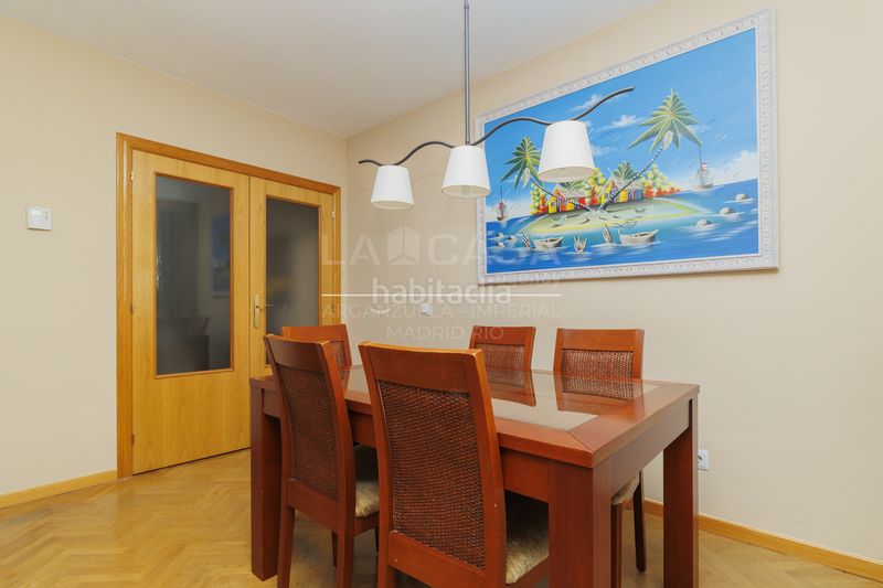 Foto 94a03a8d-c2b5-41a1-89df-9993f0018ede. Pis amb calefacció aparcament piscina a Sector B Boadilla del Monte