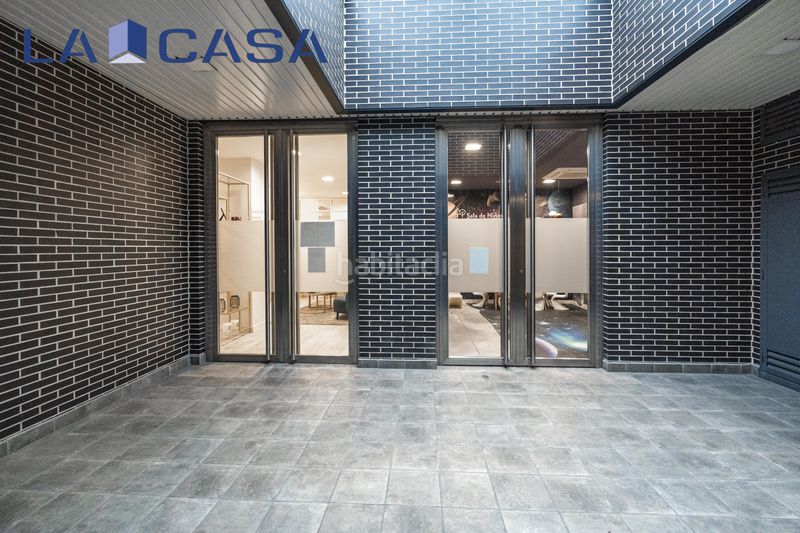 Foto ff5fd7b7-90da-4bc5-b142-1eeab2eb8c5b. Pis amb aparcament piscina a Villaverde Alto Madrid