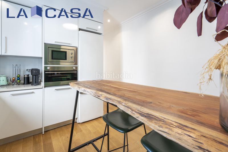 Foto 3bfd82af-3fa7-40c8-a65f-a42566719bf9. Pis amb aparcament a Almagro Madrid