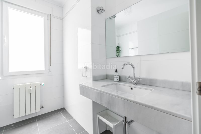 Foto 5de2f886-5aaa-4af3-a853-7640d236cbec. Pis amb aparcament a Almagro Madrid