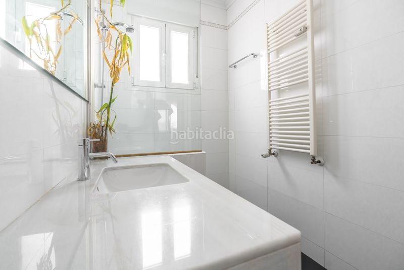 Foto 6597d0f2-f182-49ab-8358-1dd5a49ad40d. Pis amb aparcament a Almagro Madrid