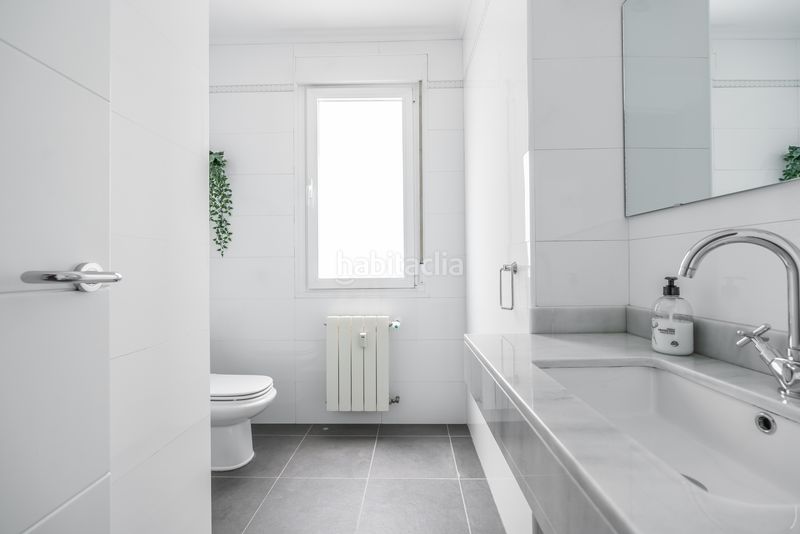 Foto 8145fbed-c2d5-4961-acd4-5887c34bdc0a. Pis amb aparcament a Almagro Madrid