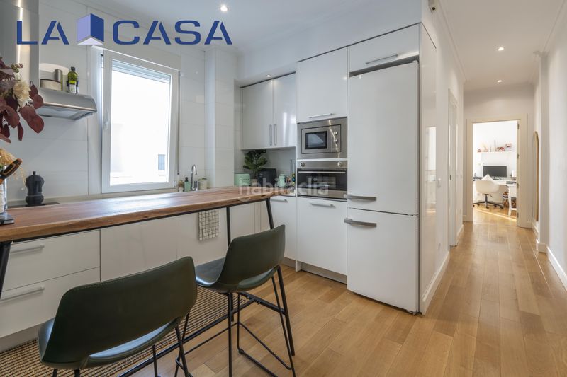 Foto 838e8646-42b9-467b-b344-b02d002de9ad. Pis amb aparcament a Almagro Madrid