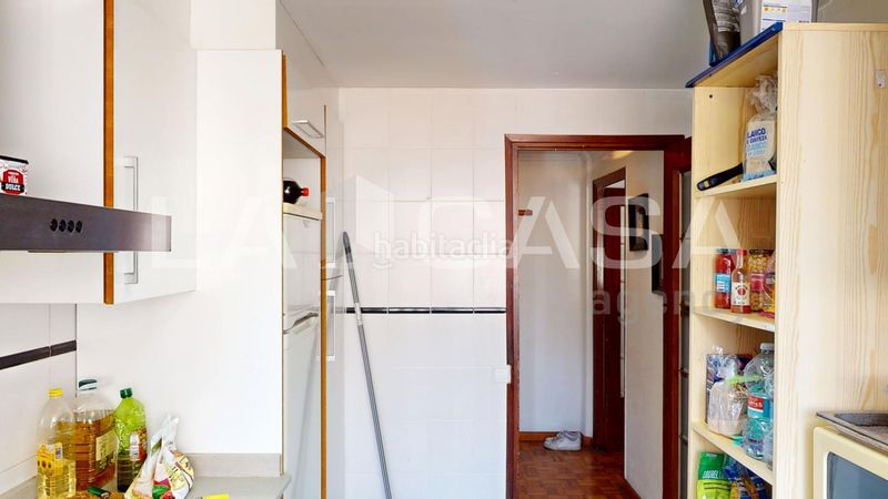 Foto 30f022f9-c2f3-4a80-81d9-bda705ee6d23. Pis a Ciutat Jardí Valencia