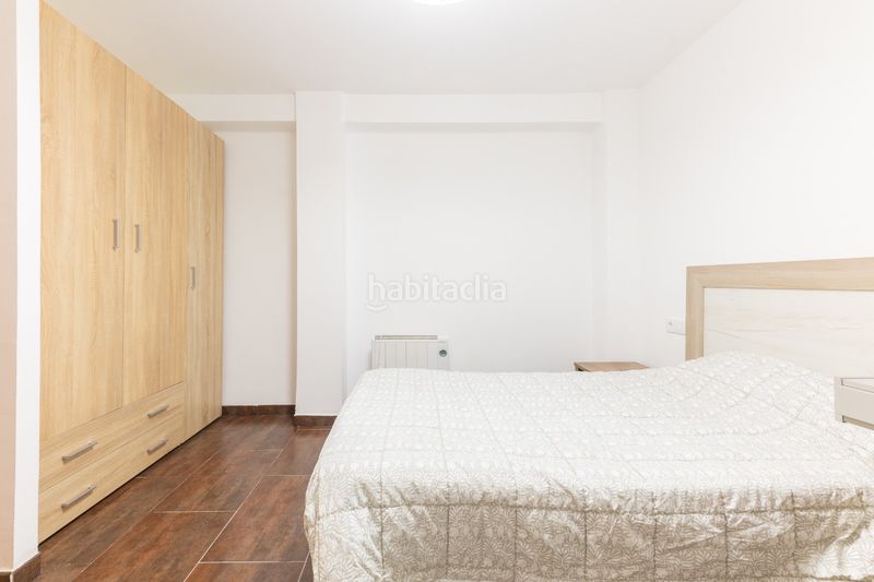 Foto b2390ee8-62fe-42c6-81e3-8ba00579cddf. Pis a Aiora Valencia