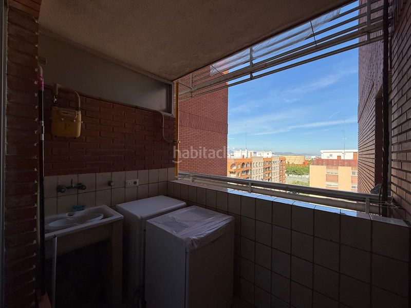 Foto 33d6d740-6d28-4a35-8b5d-d21a3458528b. Pis a Ciutat Jardí Valencia