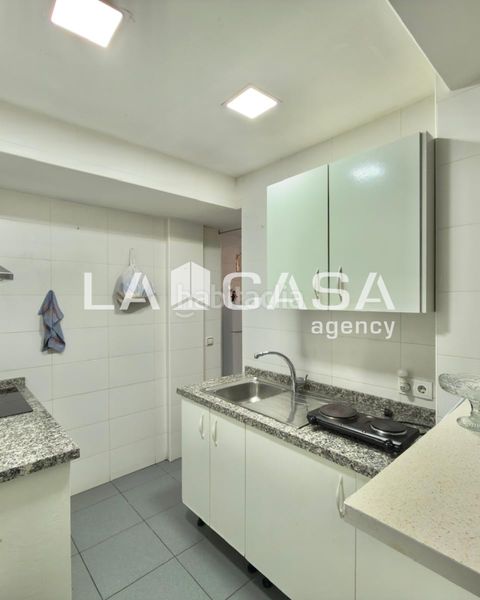 Foto d6199fd5-9984-4336-ba0f-eeb5ab8ea06e. Pis a El Torrejón - El Cerezo Sevilla