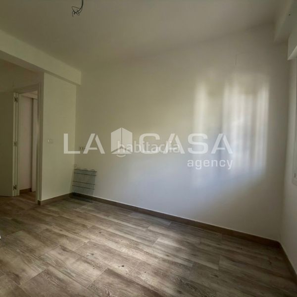 Foto 999f2267-ce24-4205-bcf3-95e15d924250. Pis a Cruz Roja Sevilla