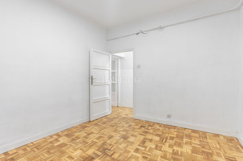 Foto b58d928c-7084-47e9-8eb7-13f497e65dec. Piso en Chopera Madrid