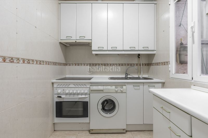 Foto ba8dfa4f-c53a-49ce-943f-e413b31fe956. Piso en Chopera Madrid