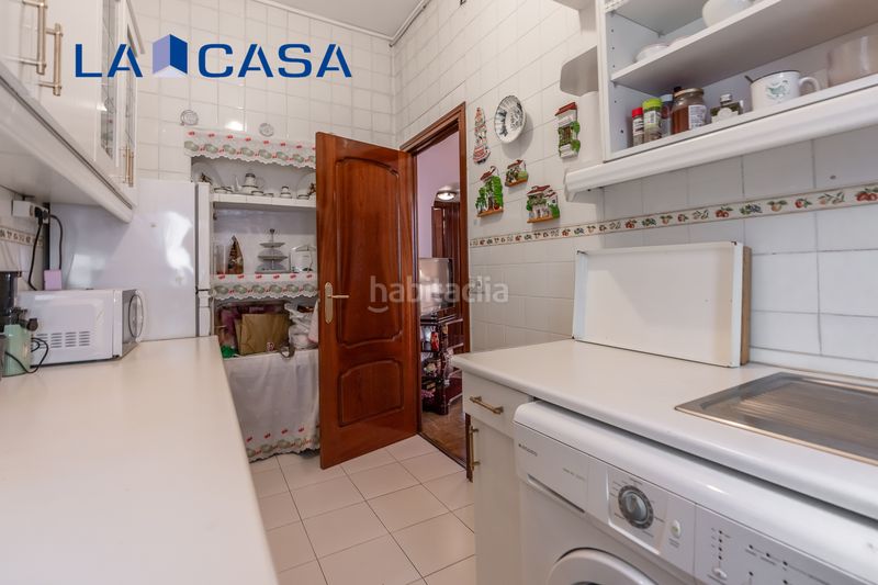 Foto b9bd3576-b145-40f1-9e28-7482eae3cb05. Piso en Chopera Madrid