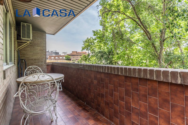 Foto bce33b52-e7db-472f-990b-5ce62eafa296. Pis amb calefacció aparcament piscina a Tres Olivos-Valverde Madrid