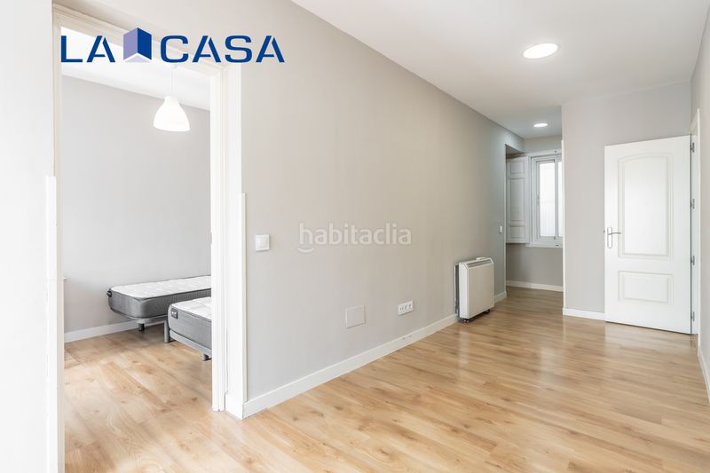 Foto a11dc59a-11cf-4628-bec3-12e897591829. Piso en Palos de Moguer Madrid