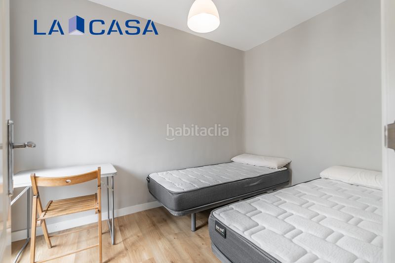 Foto a1528955-43a7-454c-ad27-3b96d3c92444. Piso en Palos de Moguer Madrid