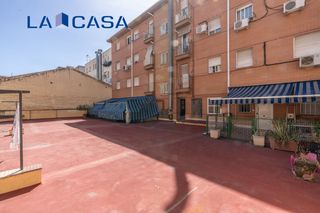 Pis a Calle de Eduardo Requenas