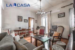 Piso  Paseo de las delicias. 68 m2  2 dormitorios  exterior  2 balcones  orientación oeste