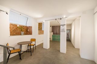Local Comercial a Calle OLMO