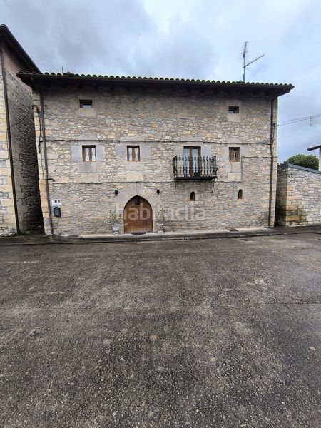 Foto 2109bcf2-3b31-44c7-9641-680250325110. Casa amb calefacció a Valle de Mena