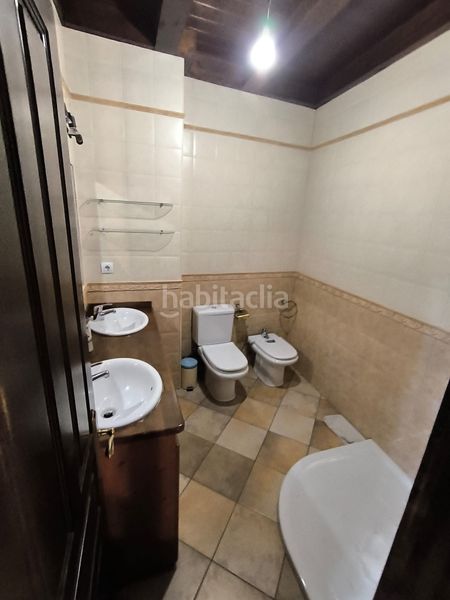 Foto c9e946e0-8672-4ab6-84f9-55aa62b4102f. Casa amb calefacció a Valle de Mena