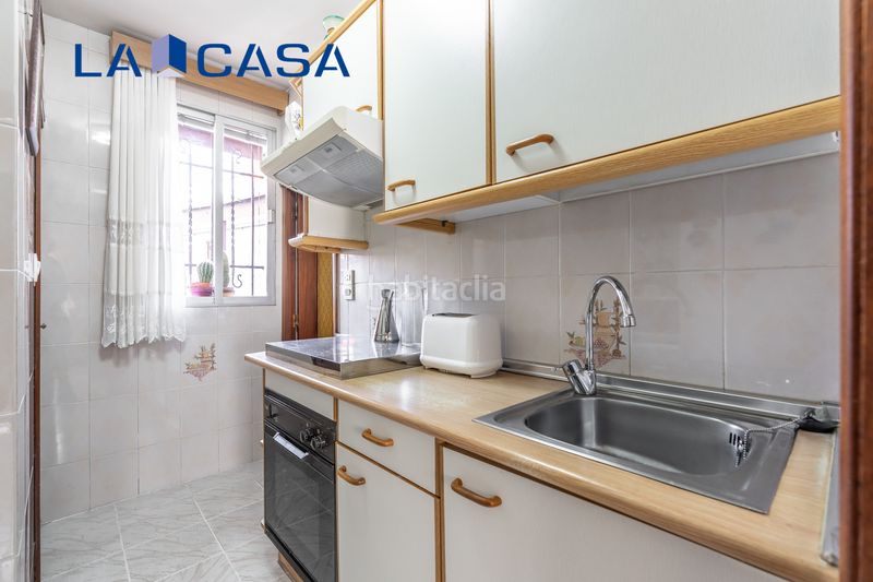 Foto 782a9b1a-0b01-4e7c-80f8-6347d9e04c36. Pis a Acacias Madrid