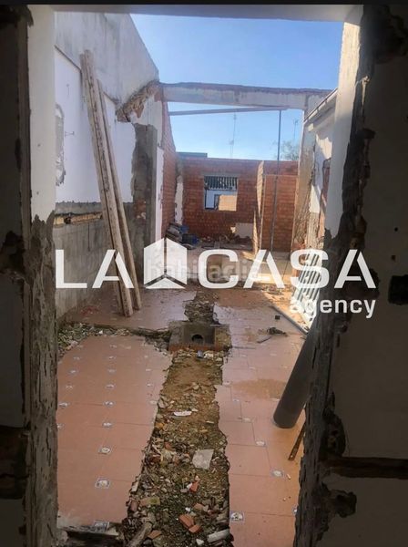 Foto 131b7525-ecd4-422d-b1bd-01b2e8157c7b. Casa a Centro - Doña Mercedes Dos Hermanas