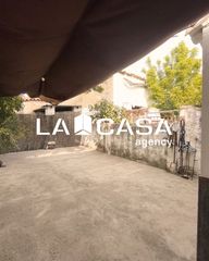 Towny house  Calle maestro falla