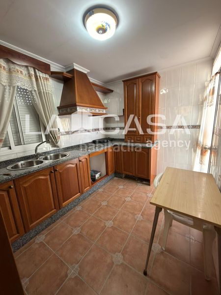 Foto b19c8ae4-e956-44b5-8032-2e4ba27ef135. Casa amb aparcament a Vista Azul - Consolación Dos Hermanas