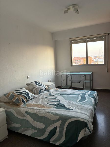 Foto cead3206-157b-48a7-8419-fcf3ab2d3e1a. Pis a La Carrasca Valencia