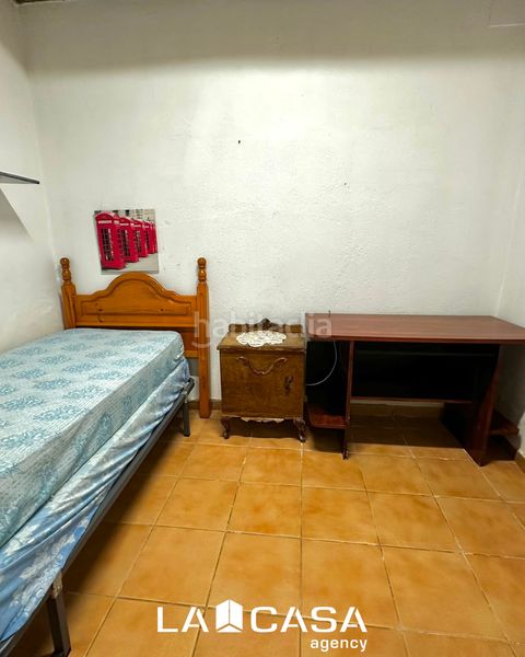 Foto 714964e6-e032-4ec9-b1ee-3ce0ea51c987. Casa aparellada a Ronquillo (El)
