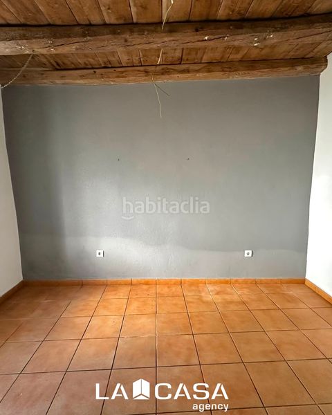 Foto 963a1733-5a9f-48b8-8a97-e7fac5febe35. Casa aparellada a Ronquillo (El)