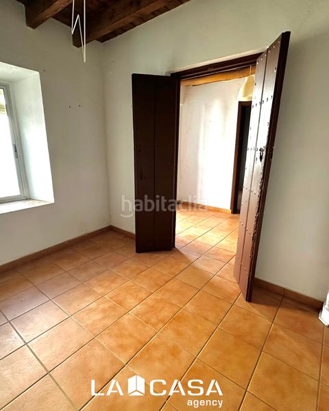 Foto f6f188ce-9103-441c-b96a-d5e29ddcbc28. Casa aparellada a Ronquillo (El)