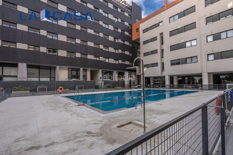 Foto 31c68d7f-4b7c-4c27-9a66-1a015332cee4. Pis amb aparcament piscina a Delicias Madrid