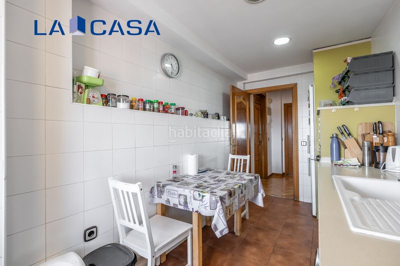 Foto 4dcbfecf-f47b-44a3-9d0f-1144d6ab6fa6. Pis a Acacias Madrid