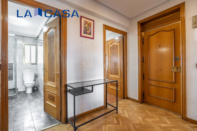 Foto b9bc7785-e323-41a9-999f-e512bb390813. Pis a Acacias Madrid