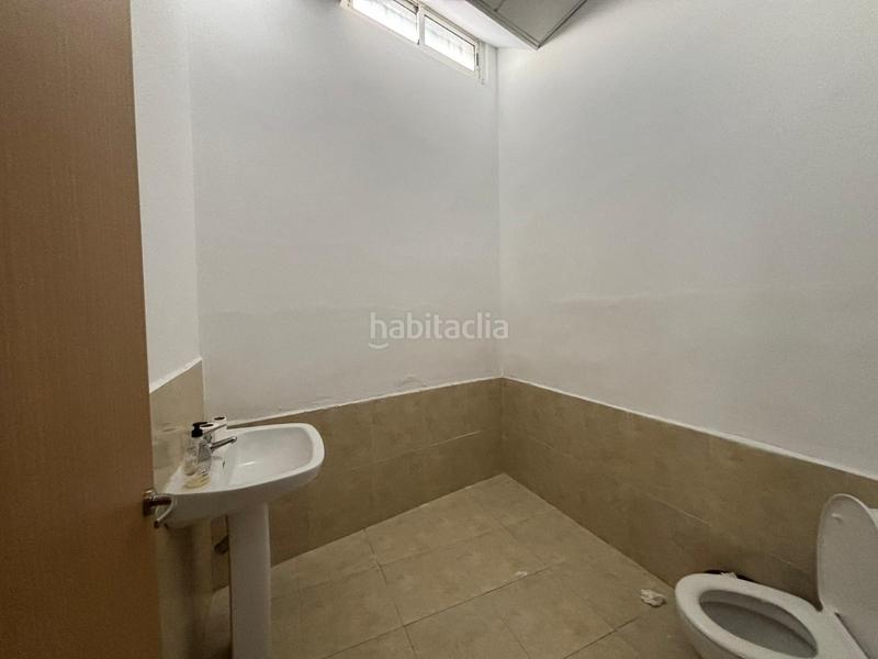 Foto 1c7b506f-cb8a-48bc-aa20-63d35a220ed6. Affitto locale commerciale in calle millares 2 in Viator