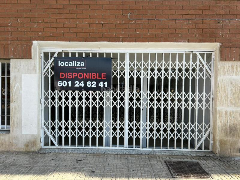 Foto b906e705-fc0b-4c08-962f-ed1ba0d305bc. Affitto locale commerciale in calle millares 2 in Viator