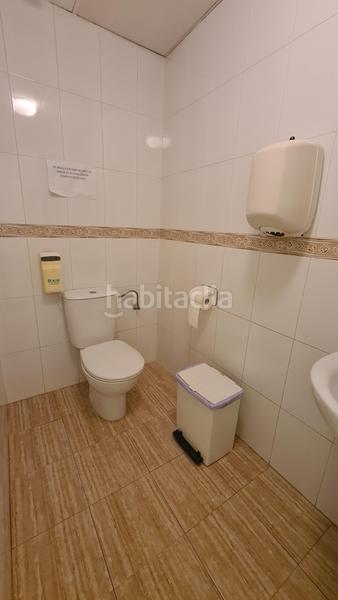 Foto 59cca097-0500-4c83-94fb-ad72a15ae787. Lloguer local comercial a calle antonio gonzález egea 2 a Almería