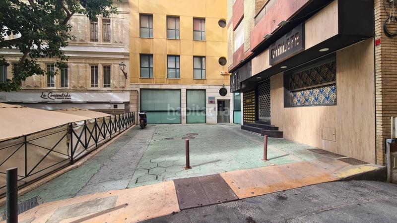 Foto 6a4b574a-48bb-4bc6-bbae-8f7c7fe72a31. Lloguer local comercial a calle antonio gonzález egea 2 a Almería