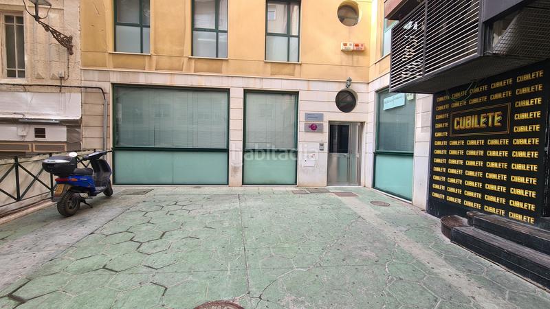 Foto d49d6d6c-5019-4716-815c-11d7ab368237. Lloguer local comercial a calle antonio gonzález egea 2 a Almería