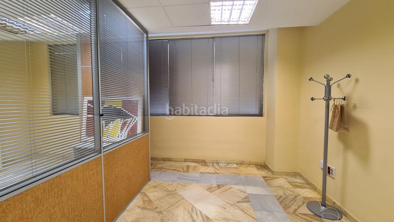 Foto 33991f08-50d5-4ecb-85c9-42dd8b0fa877. Rent business premise in calle antonio gonzález egea 2 in Almería