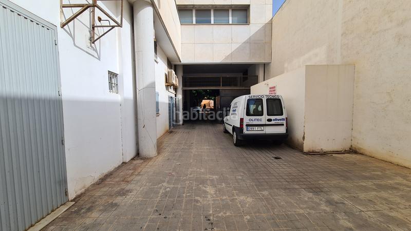 Foto b0efce47-b30a-4b4c-96c1-b32e55cbb566. Locale commerciale in calle ferrobus 1 in Nueva Andalucía Almería
