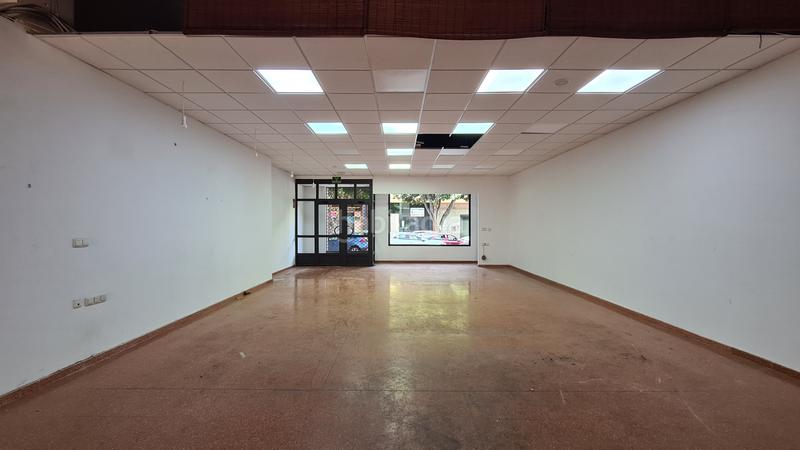 Foto beb7dae1-c73a-4fd5-bf0a-dc6eeceb6f22. Locale commerciale in calle ferrobus 1 in Nueva Andalucía Almería
